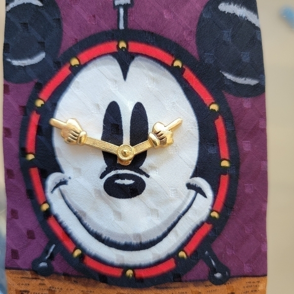 DISNEY Vintage Mickey 3D Clock hand - Father Time Silk Tie - Picture 11 of 11